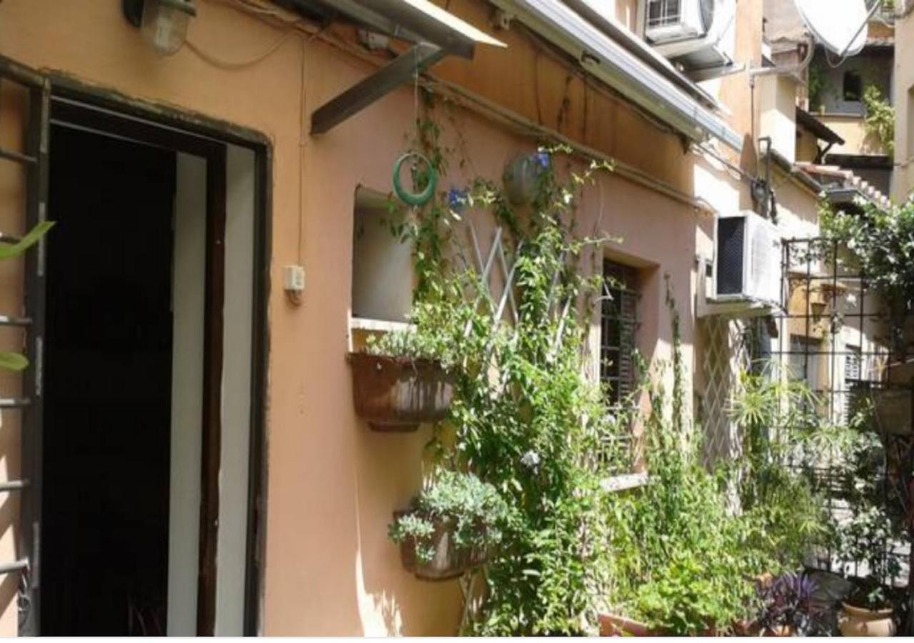 Independent With Garden Heart Of Trastevere John Cabot Roma Dış mekan fotoğraf